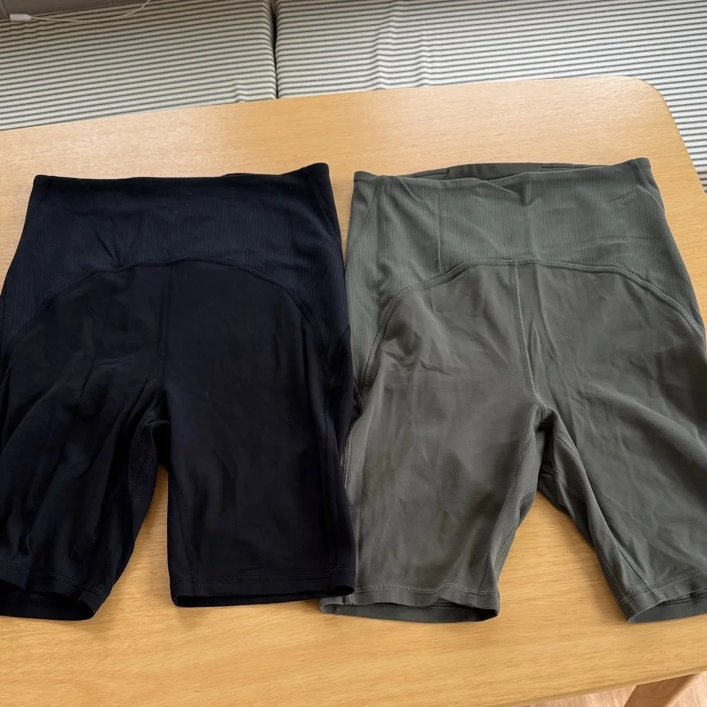 lululemon athletica High-Rise Biker Shorts in Black and Olive